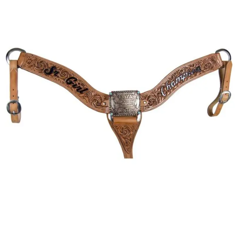 Trophy Breastcollar with Buckle Center