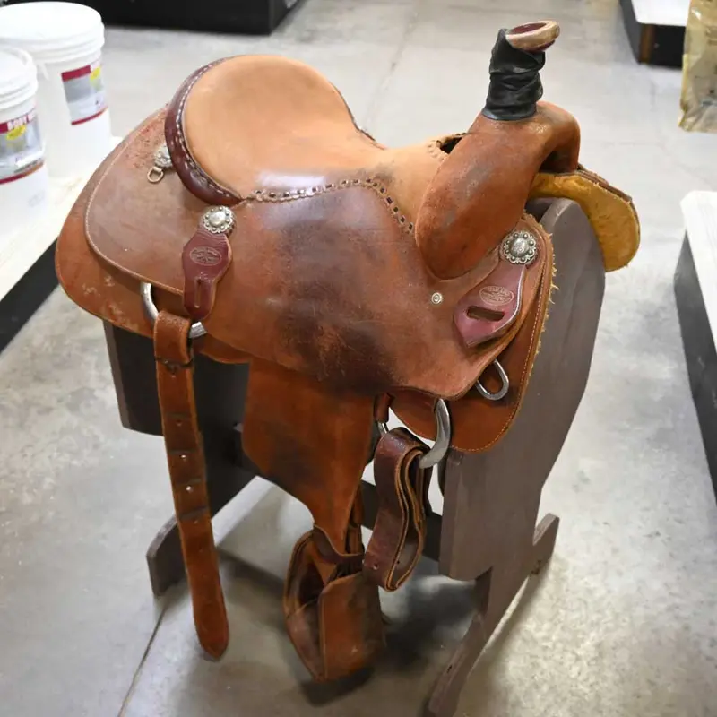 14.5" USED TEXAS RANCH OUTFITTERS ROPING SADDLE