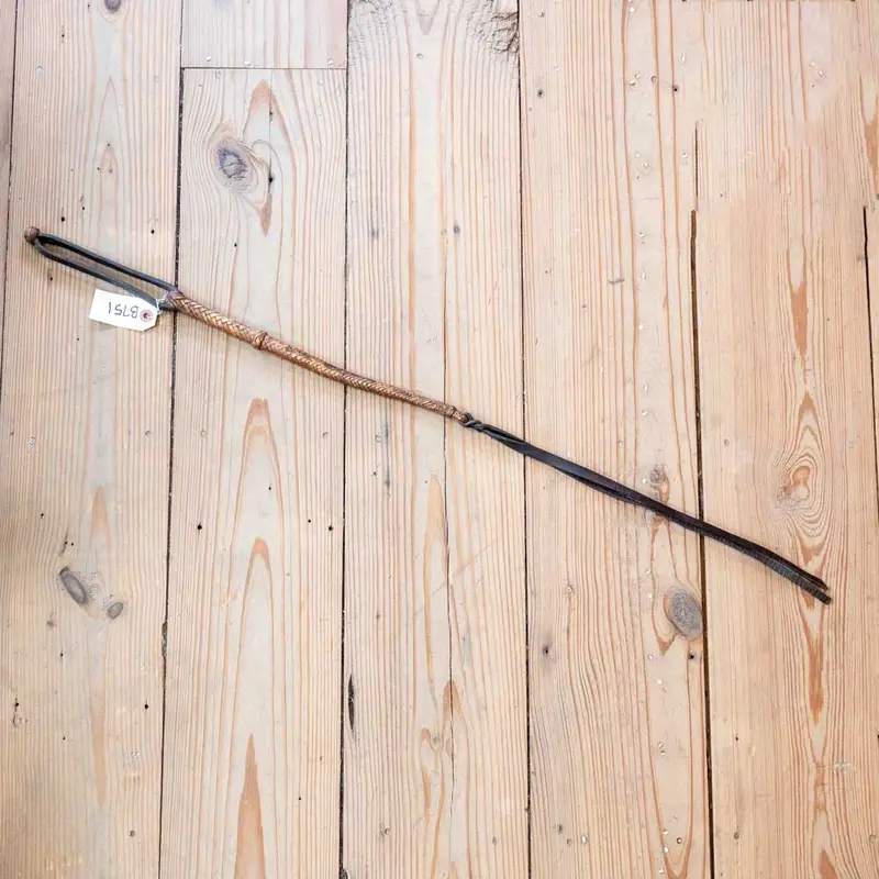 29" Thin Rawhide Quirt