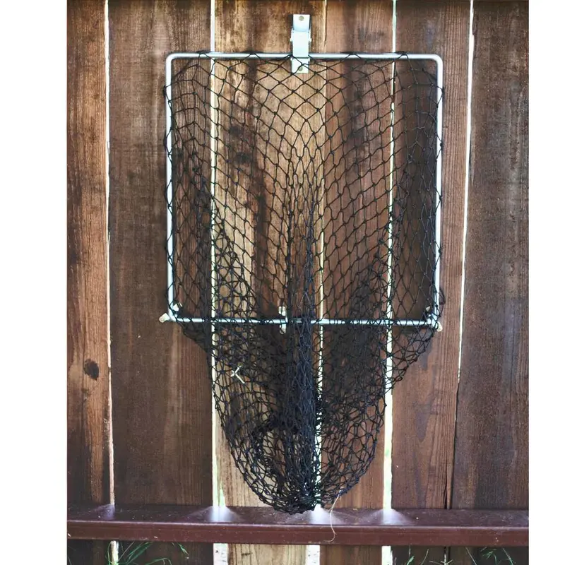 Hay Chix Free Up Feeder