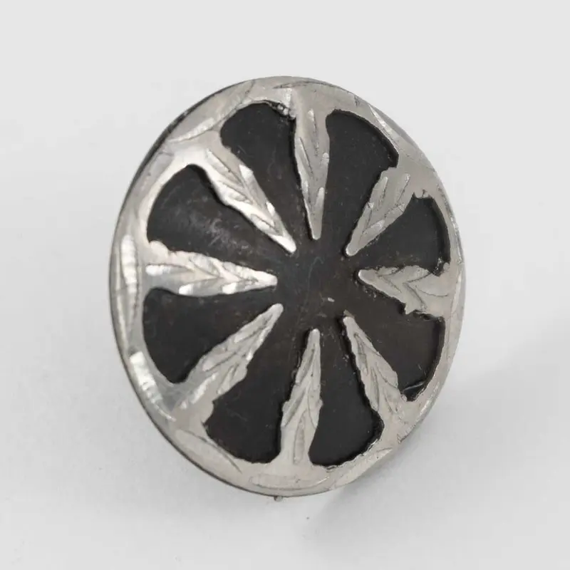 Antique Wagon Wheel Concho