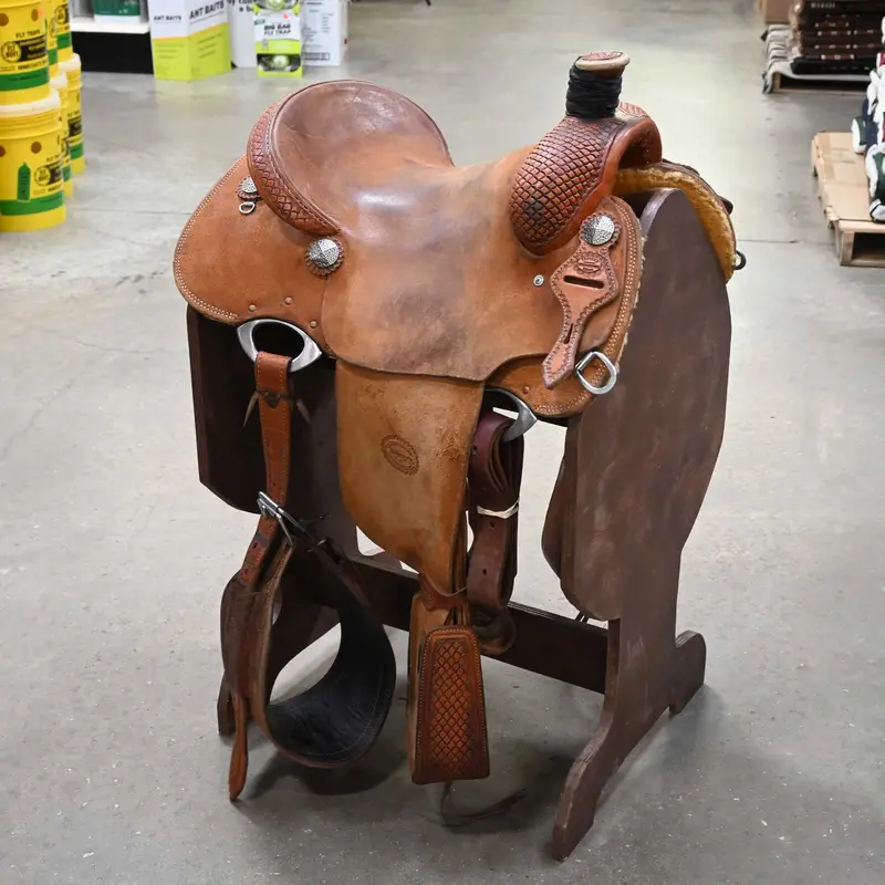 14" USED TESKEY'S TEAM ROPING SADDLE