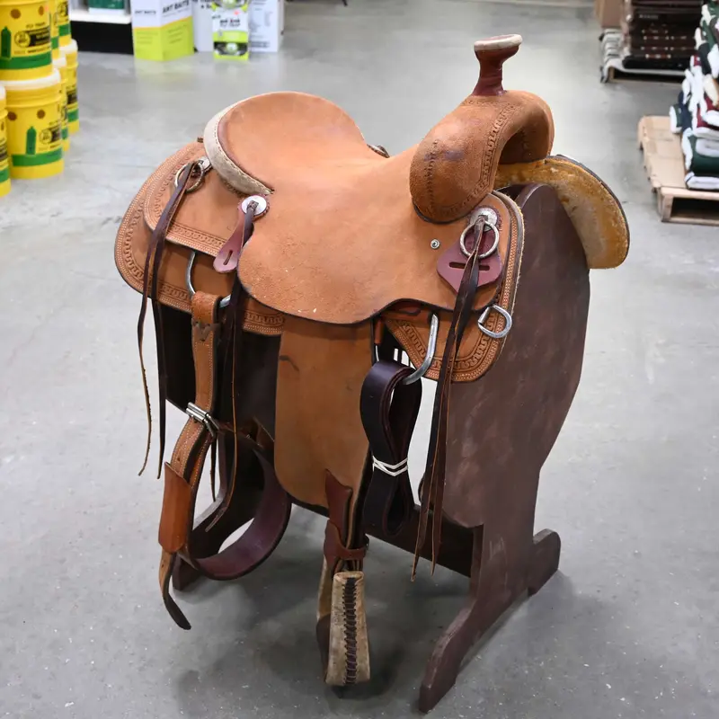 15.5" USED HENDERSON CUSTOM RANCH SADDLE