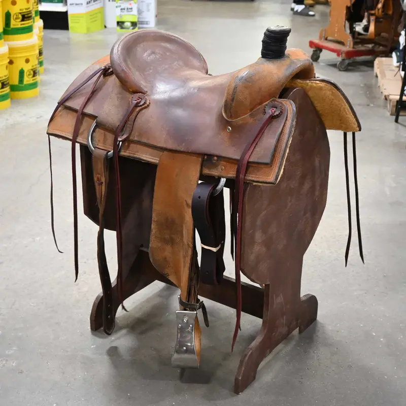 16.5" USED RANCH SADDLE