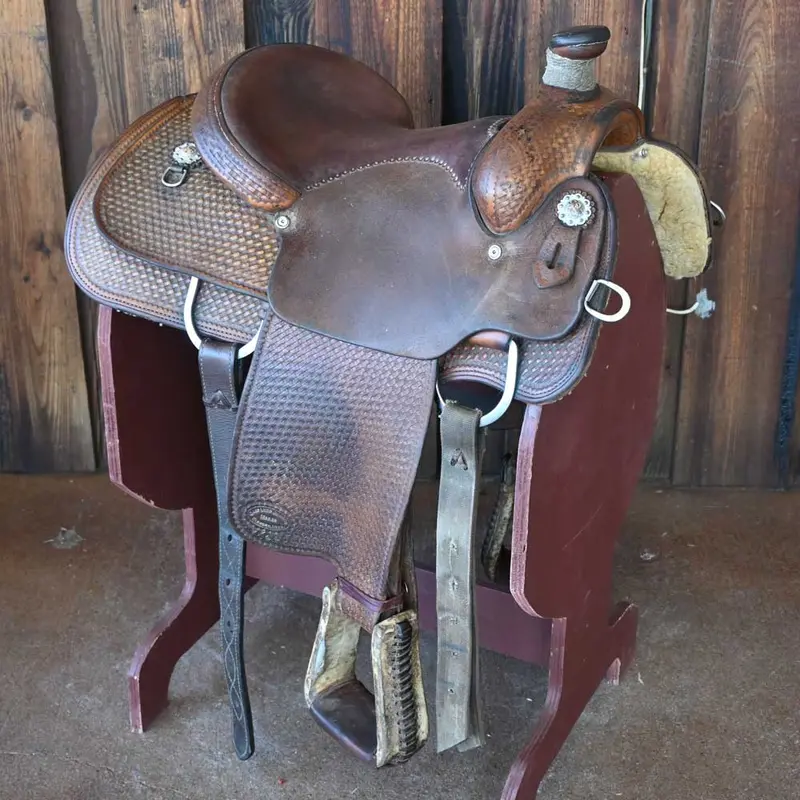 14.5" USED GARY LYNN JOHNSON ROPING SADDLE