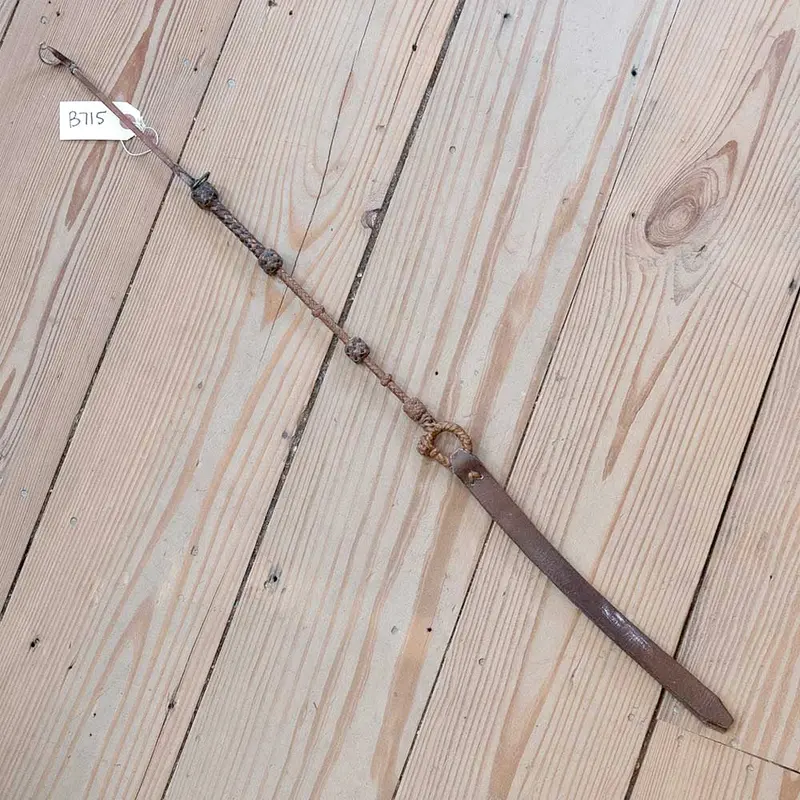 25" Thin Braided Quirt