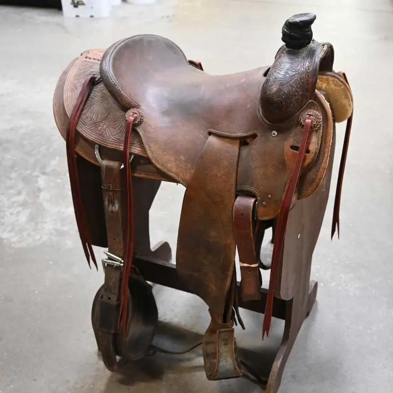 16" USED COWPUNCHER RANCH SADDLE
