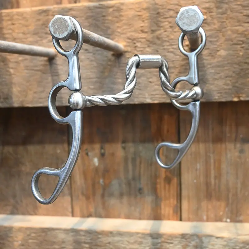 Kerry Kelley 50 Twisted Wire Hinge Port