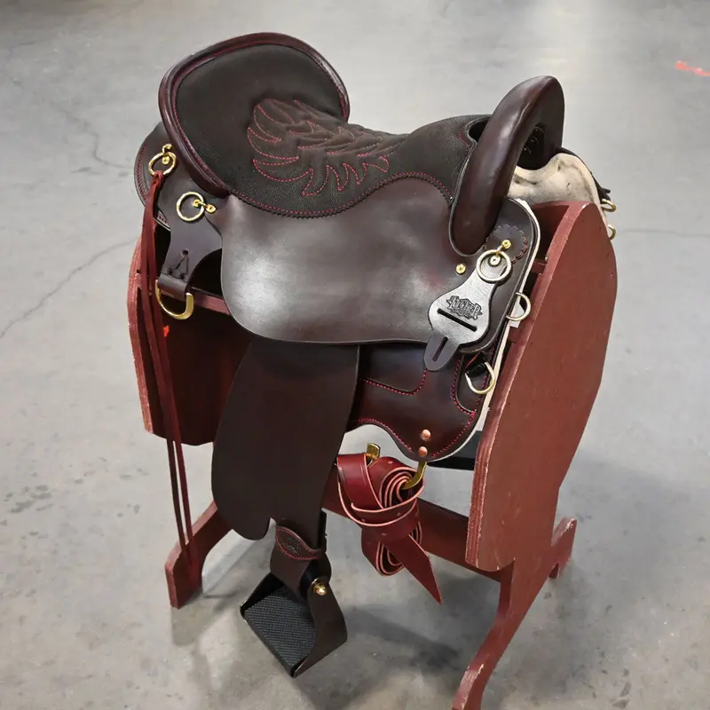 16.5" TUCKER ENDURANCE HERITAGE TRAIL SADDLE