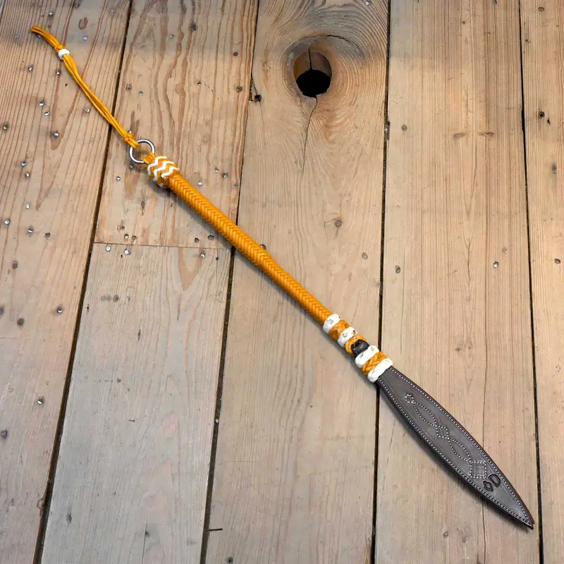 Dillon Lynch Diamond D Gold 25" Handmade Quirt