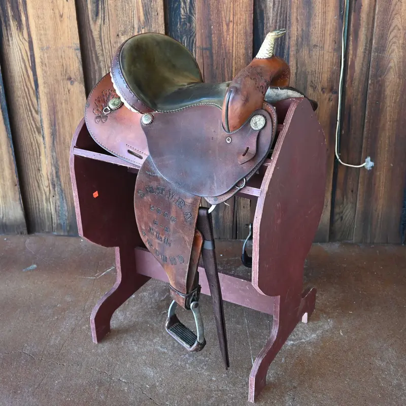 14" USED DAKOTA BARREL SADDLE