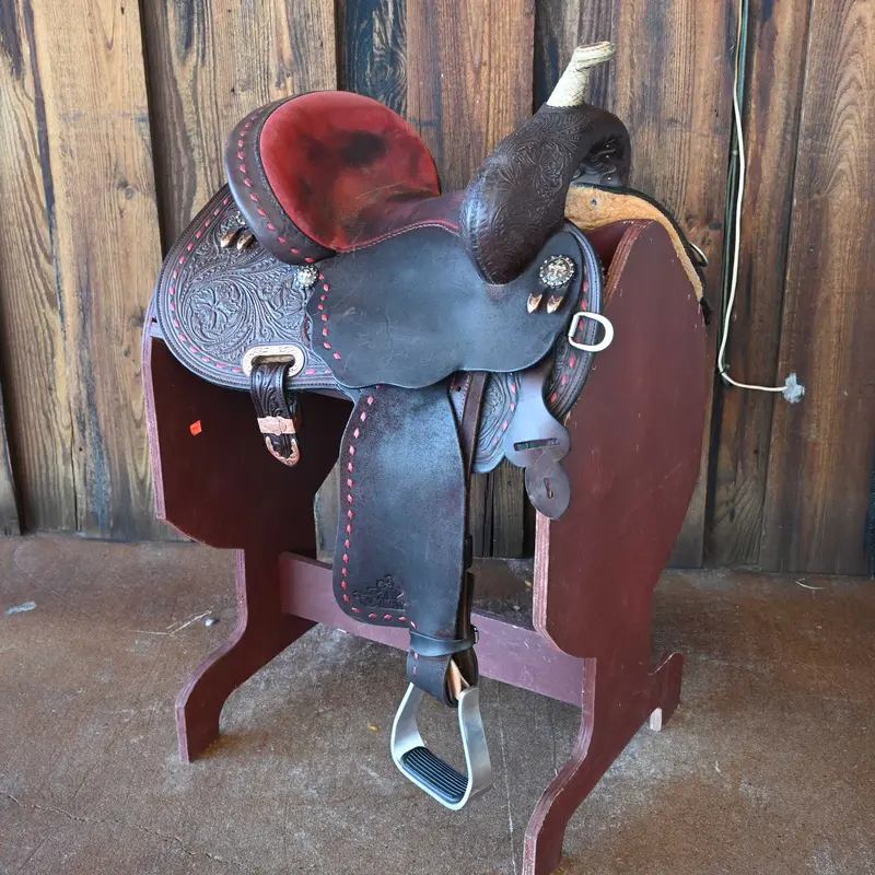 13" USED CIRCLE Y JOSEY MITCHELL ULTIMATE AVENGER BARREL SADDLE