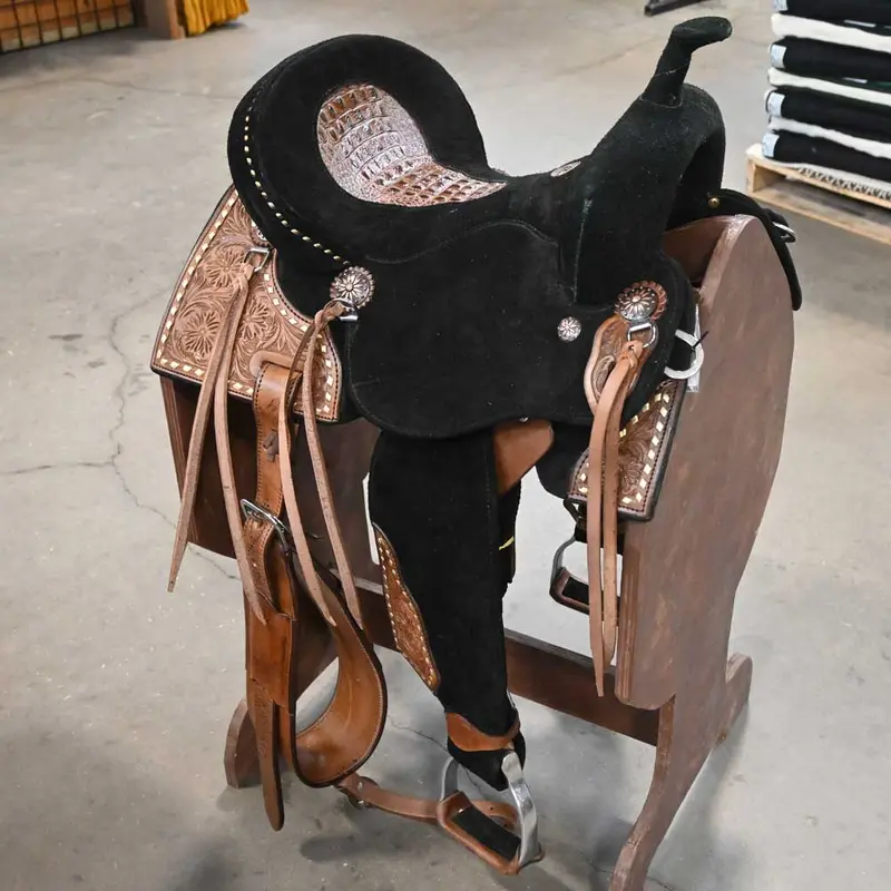 13.5" SEVEN LIGHTWEIGHT NEOPRENE BARREL SADDLE