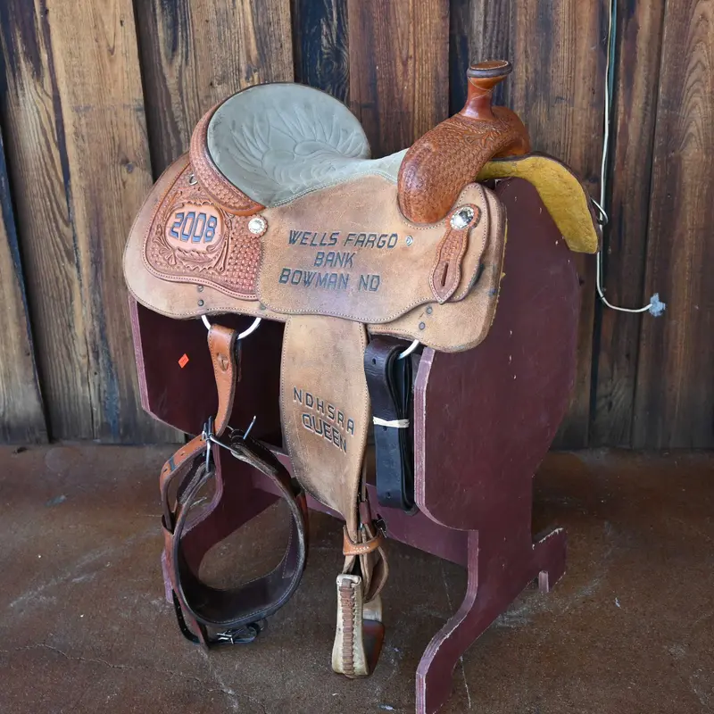 13.5" USED TOD SLONE TEAM ROPING SADDLE