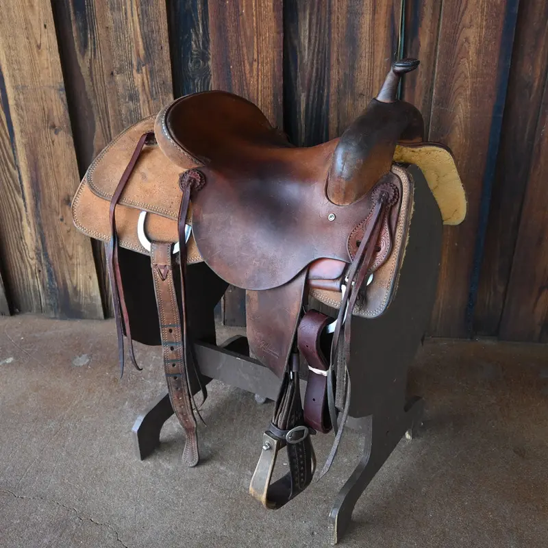 16" USED JEFF SMITH CUTTING SADDLE
