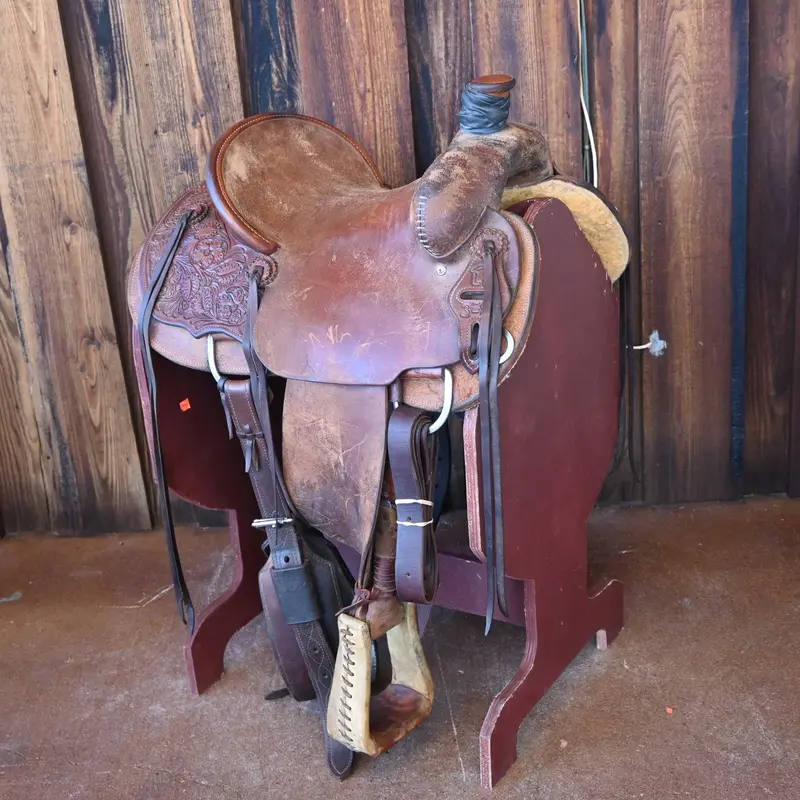 13.5" USED RANCH SADDLE
