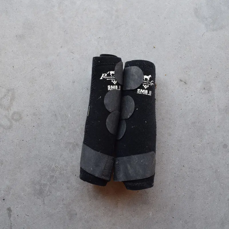 Used Professional Choice SMB II Splint Boots
