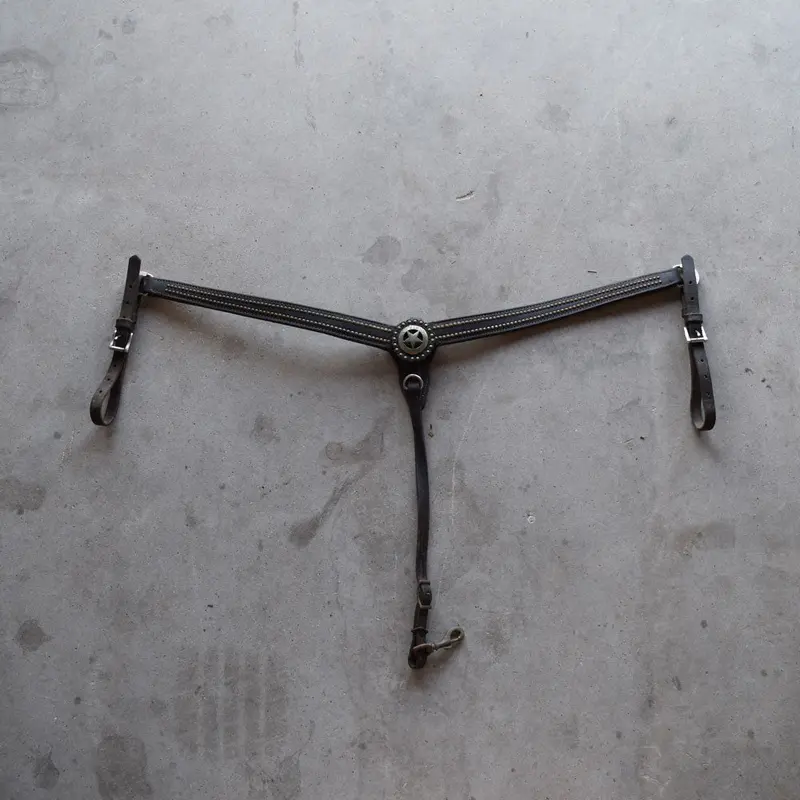 Used Weaver Breast Collar