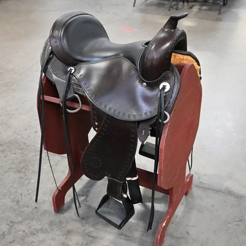 15" CIRCLE Y ALABAMA TRAIL GAITED SADDLE
