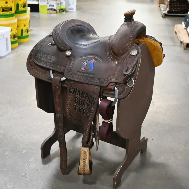 14" USED NRS CALF ROPING SADDLE