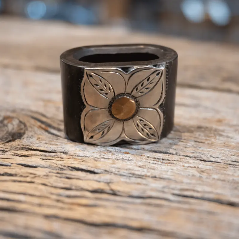 D. Conway Silver Flower Horn Knot