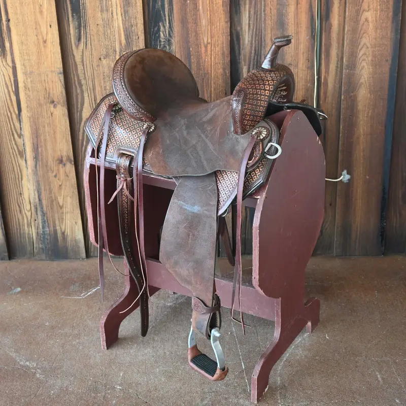 14" USED DOUBLE J THE LEGEND BARREL SADDLE