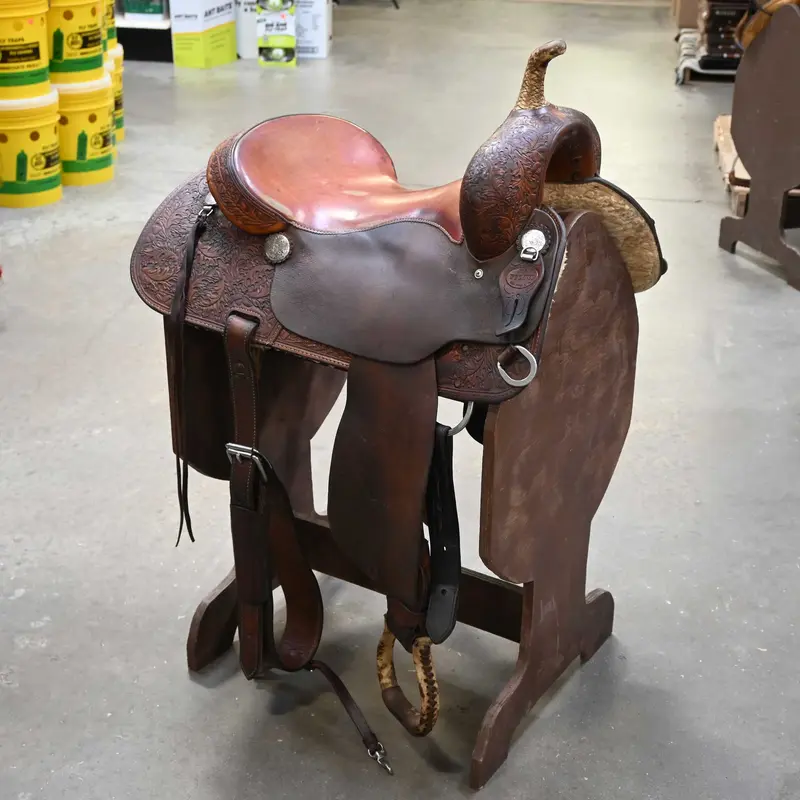 17" USED PILAND CUTTING SADDLE