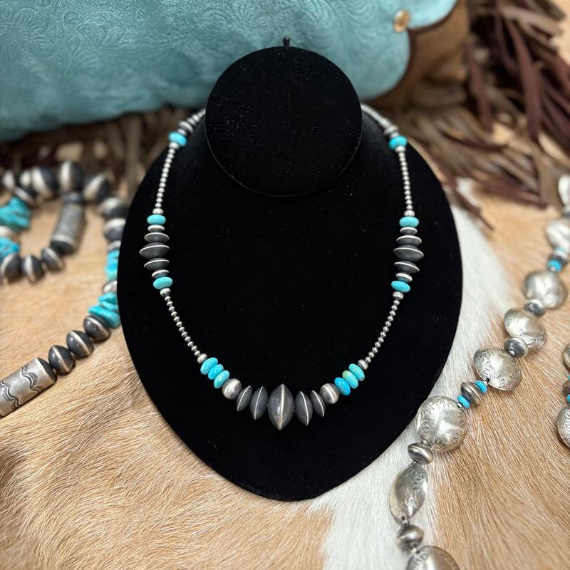 "Dixie" Navajo Pearl Necklace