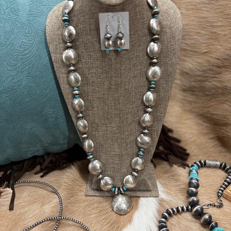 "Selene" Large Navajo Pearl Set