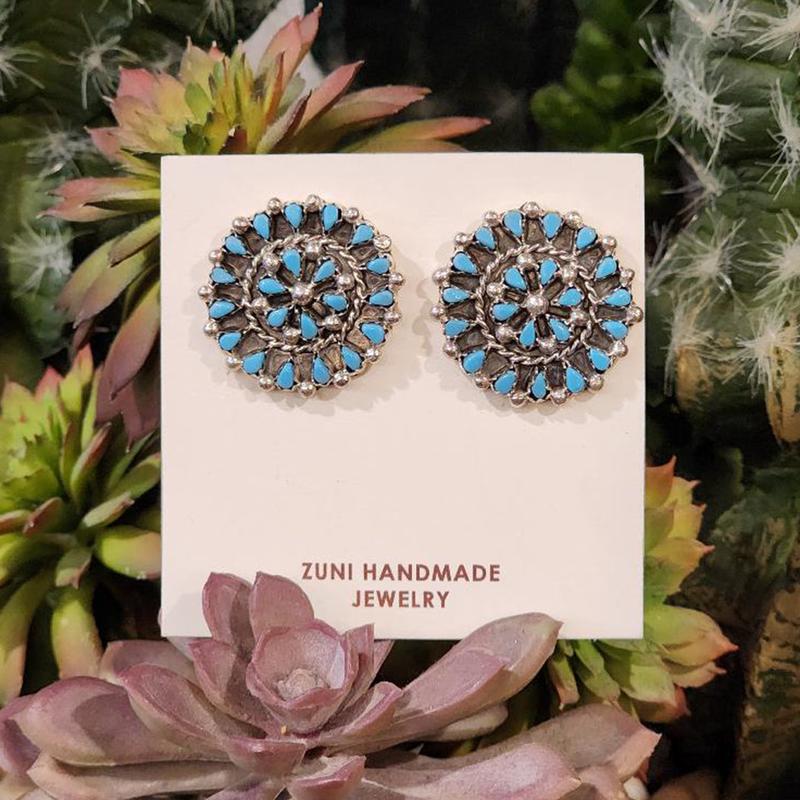 " Kitty" Zuni Cluster Studs