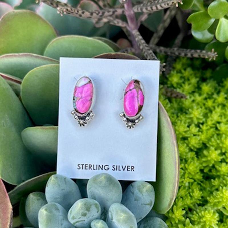 "Linlee" Cotton Candy Detailed Studs