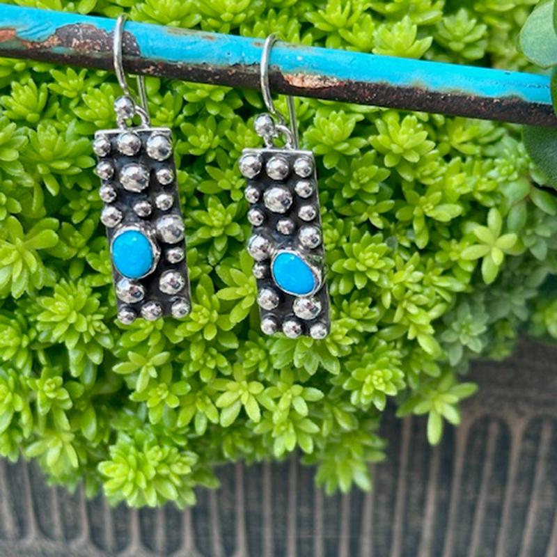 "Coriz" Bubble Stone Earrings